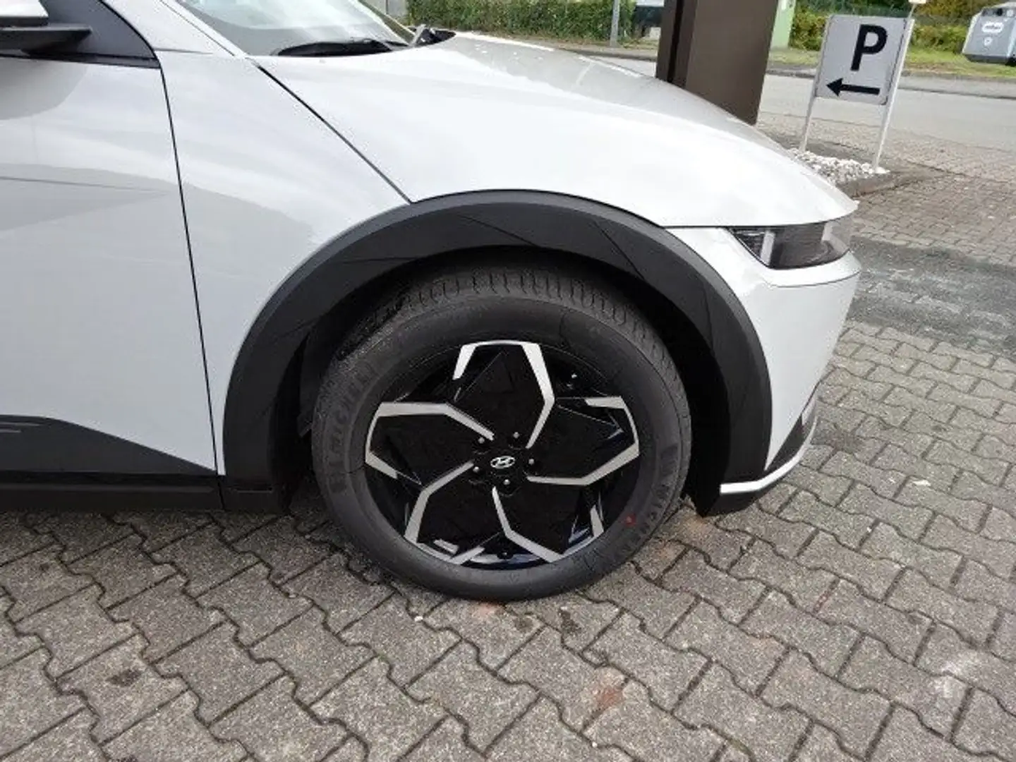Hyundai IONIQ 5 Elektro 58kWh MJ24*SHZ+WäPumpe*Alu19Zoll Gris - 2