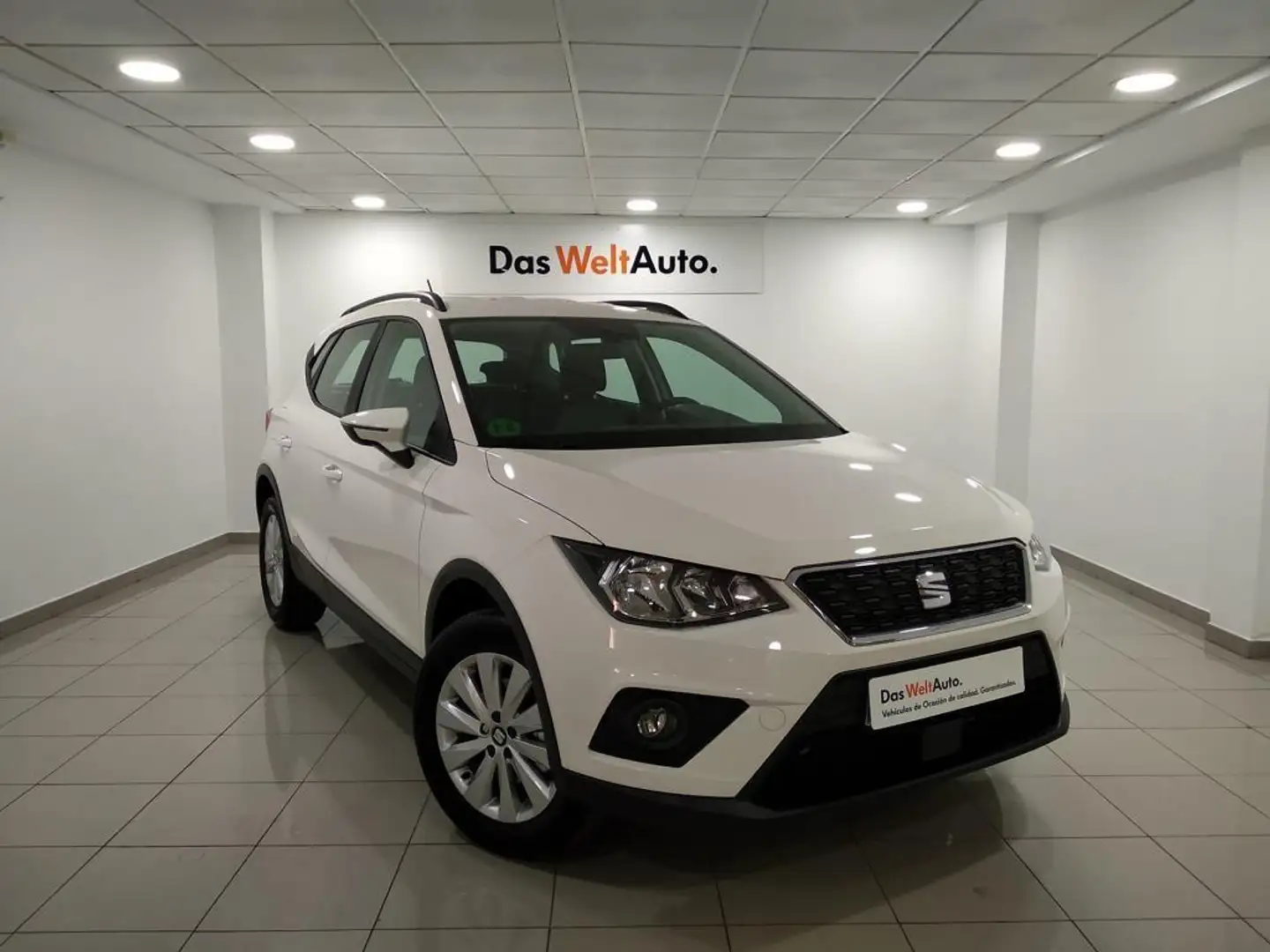SEAT Arona 1.6TDI CR S&S Reference Plus 95 Blanco - 1