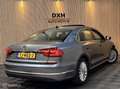 Volkswagen Passat SE LWB 1.8 TSI DSG 1eEIG CARPLAY ACC LEDER Gris - thumbnail 2