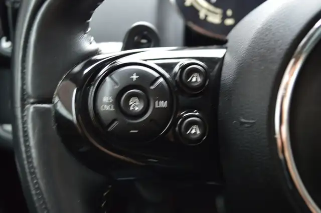 MINI Countryman view 18