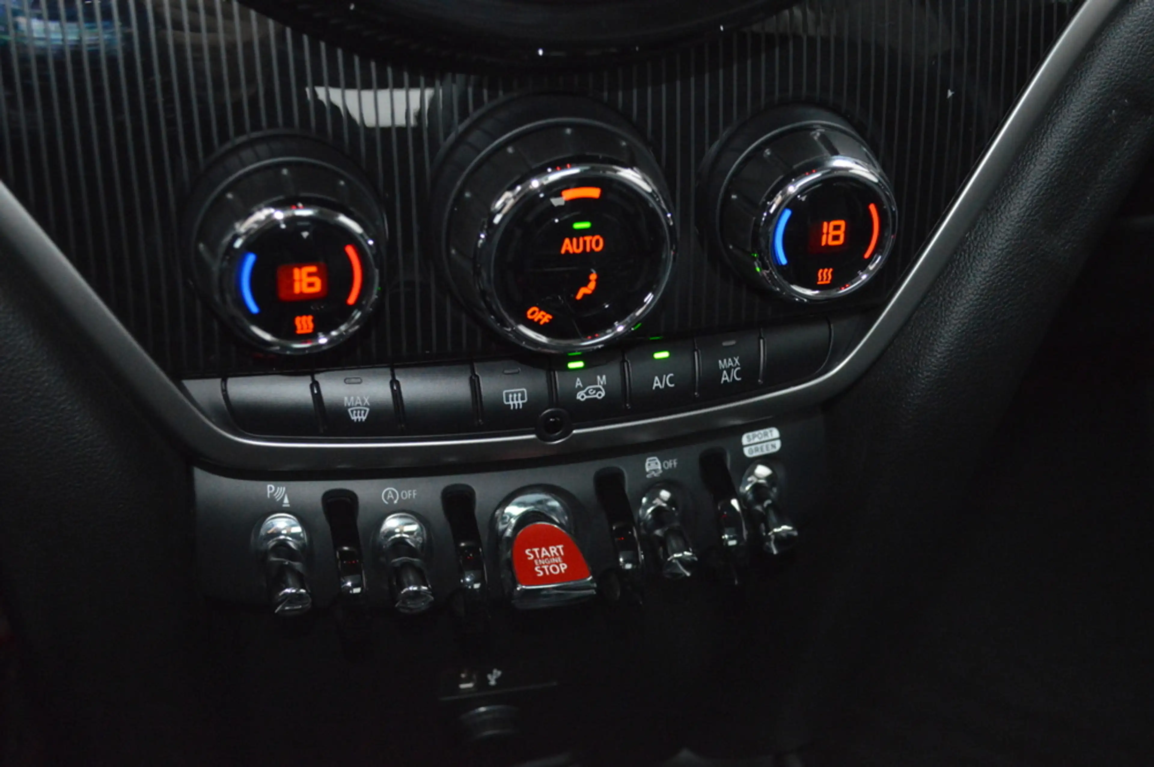 MINI Cooper S Countryman Mini 2.0 ALL4 Aut. Led Leder Panorama Memory Head- — photo 13