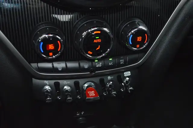 MINI Countryman view 13