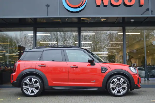 MINI Countryman view 6