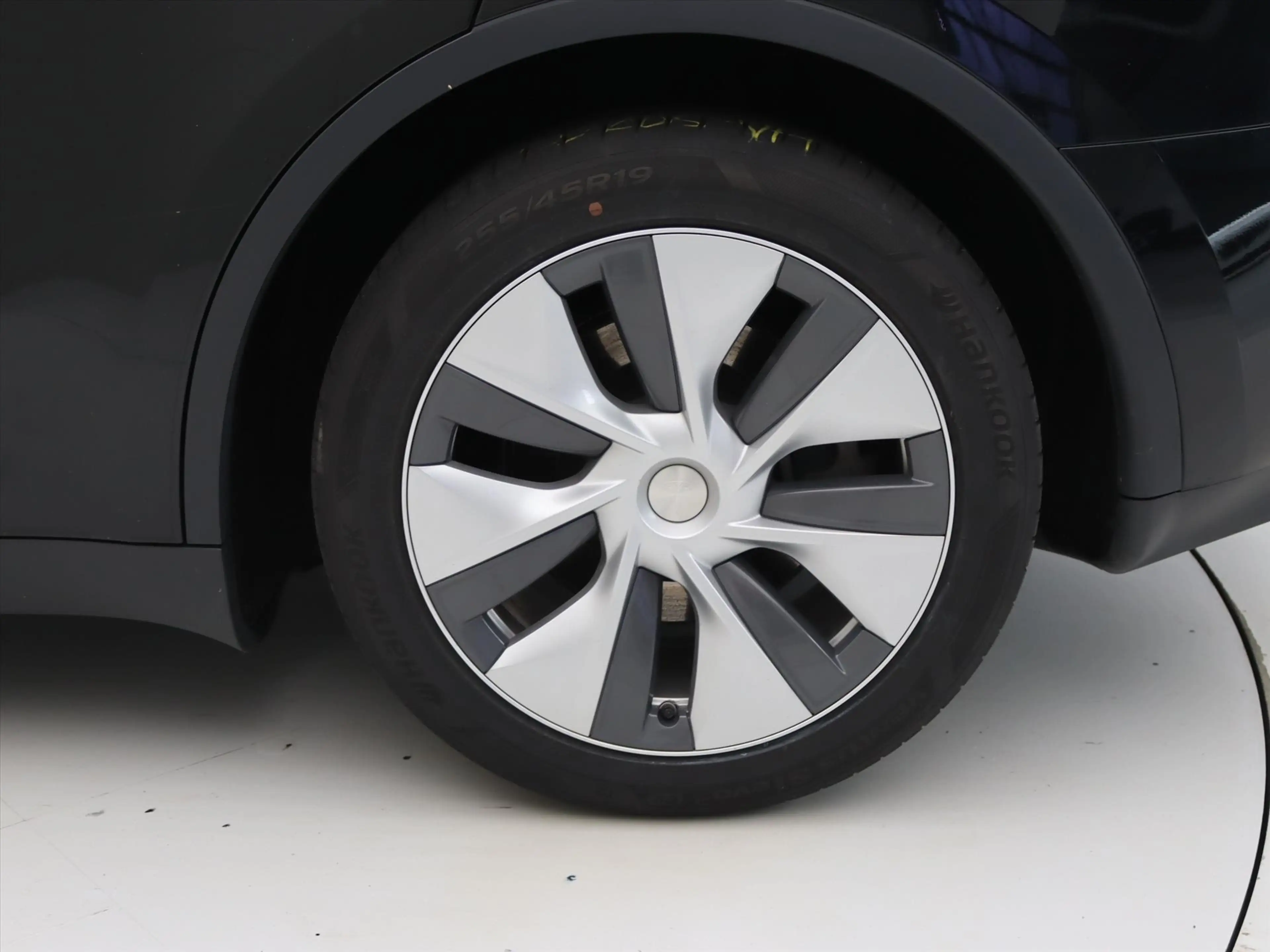 Tesla Model Y Standard RWD Plus 94.6% SoH [ AMD RYZEN+AUTOPILOT+ — photo 14