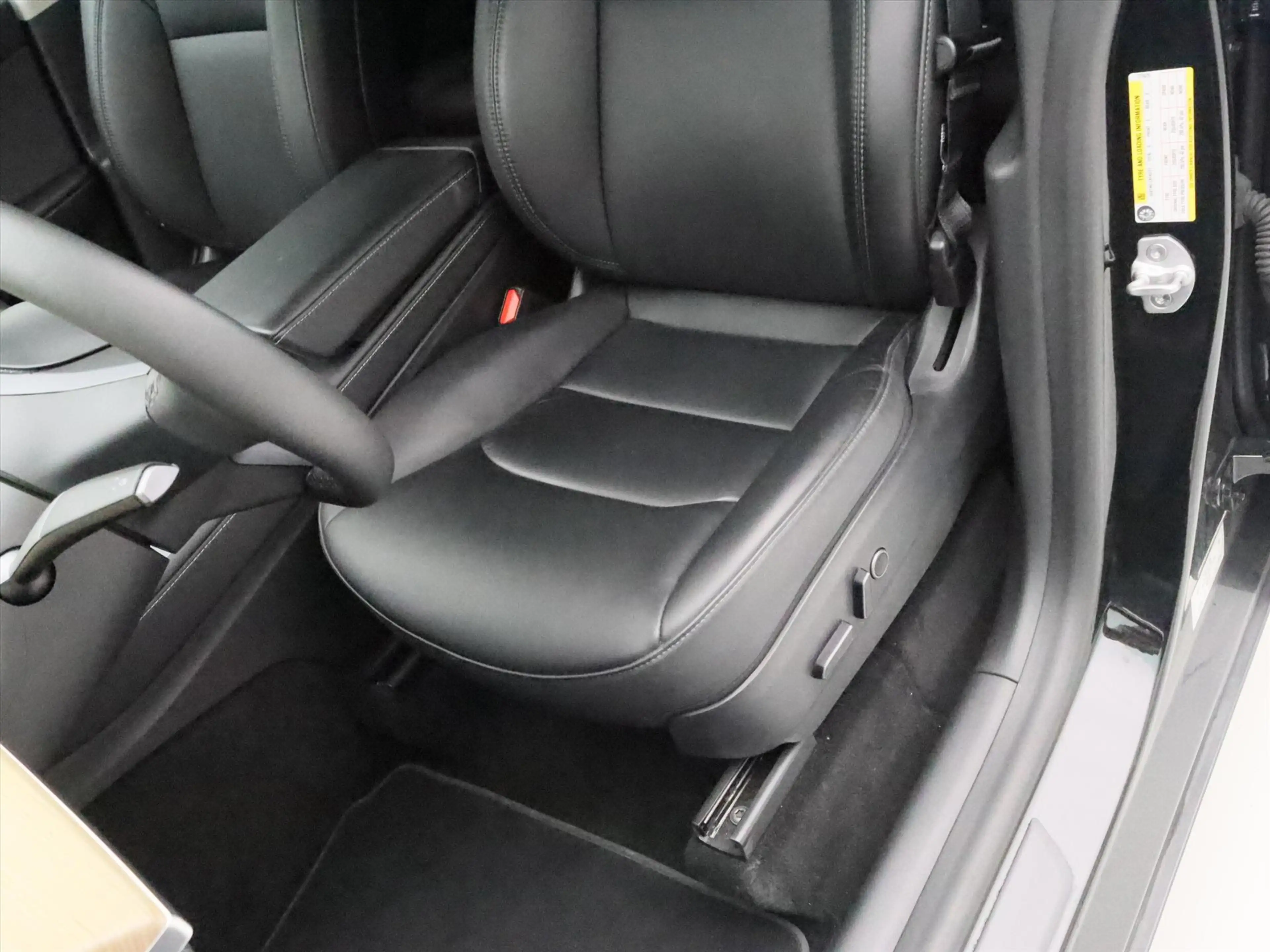 Tesla Model Y Standard RWD Plus 94.6% SoH [ AMD RYZEN+AUTOPILOT+ — photo 19