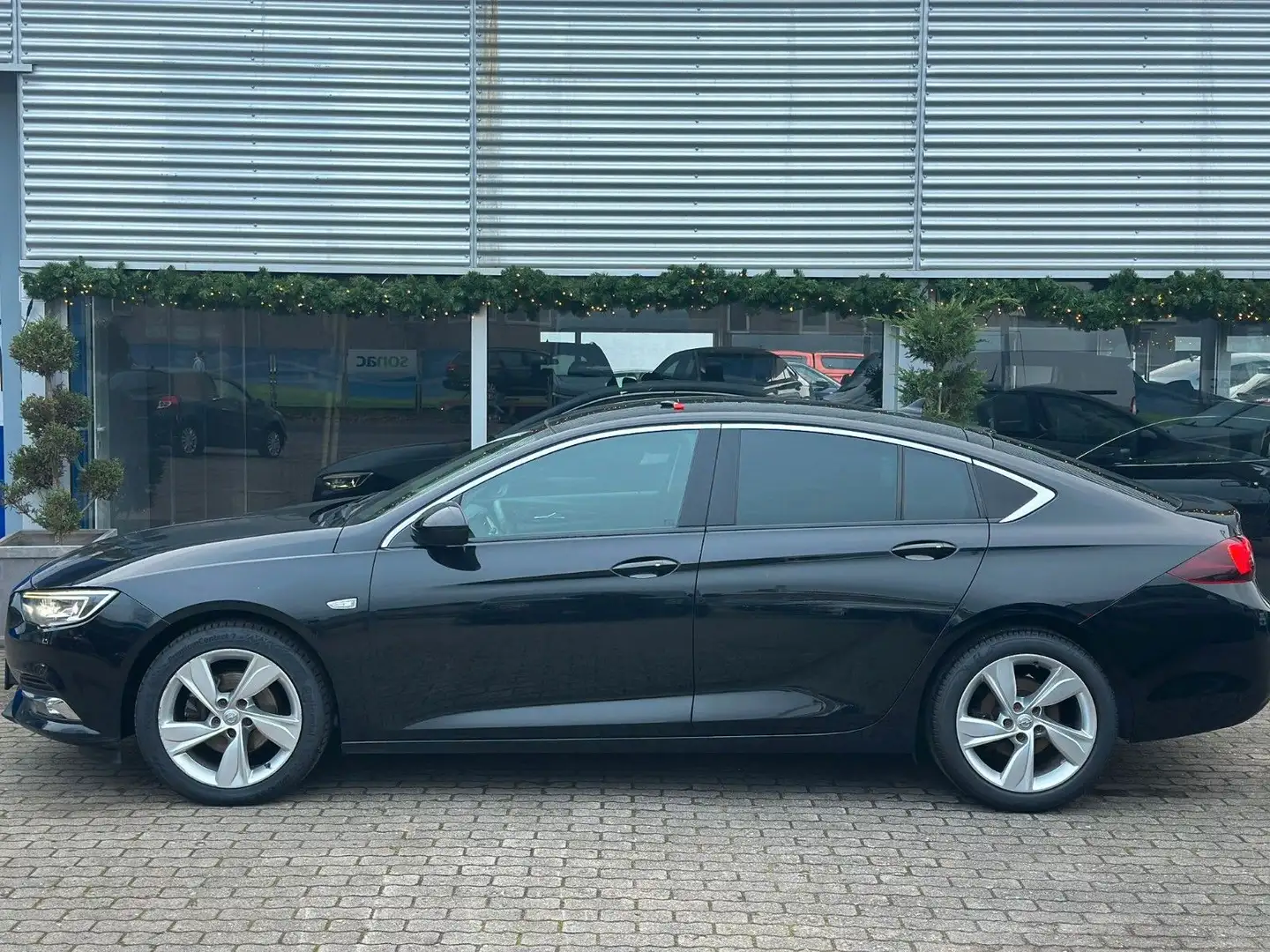 Opel Insignia B 1.6 CDTI Dynamic | Head-Up | Kamera Zwart - 2