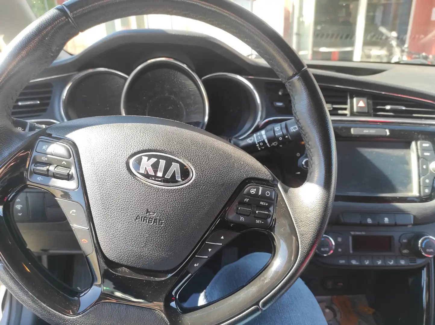 Kia Ceed SW / cee'd SW 1.6 crdi - 2