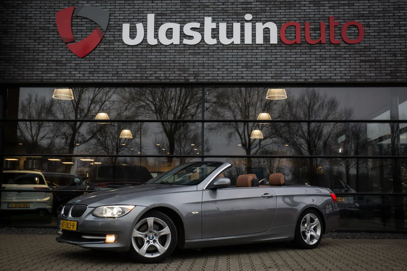 BMW 325 3-serie Cabrio 325i High Executive , Automaat, Nav Gris - 1