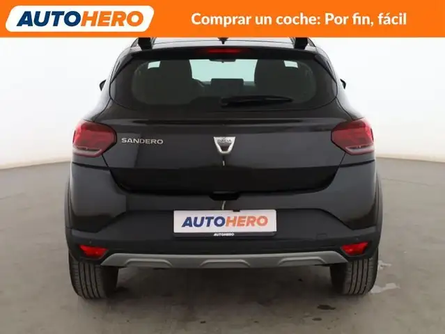 Dacia Sandero view 5