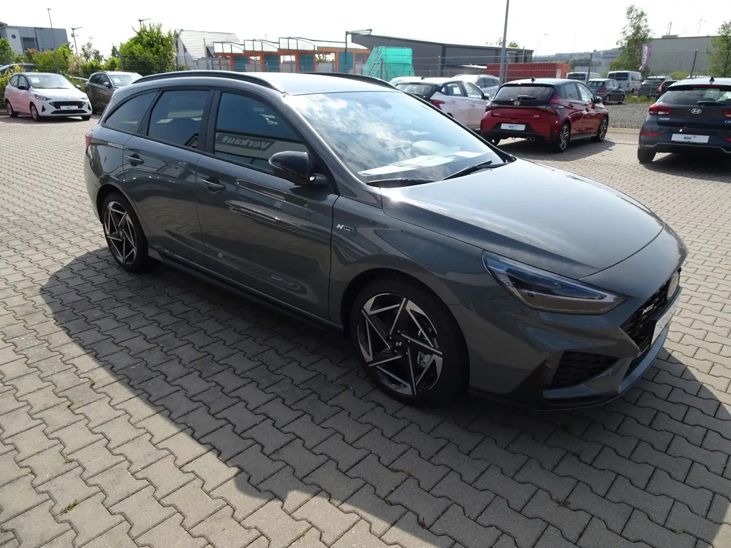Hyundai i30 1.5 T-GDI Hybrid N Line Premium AUTOMATIK Gris - 2