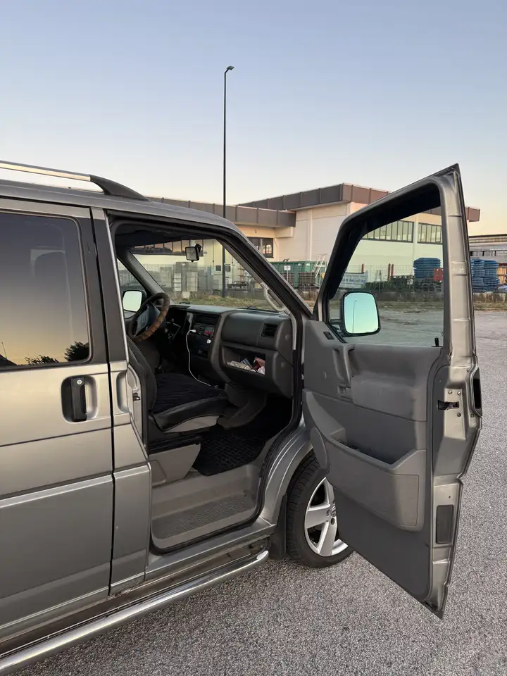 Volkswagen T4 Autocaravan, foto 8