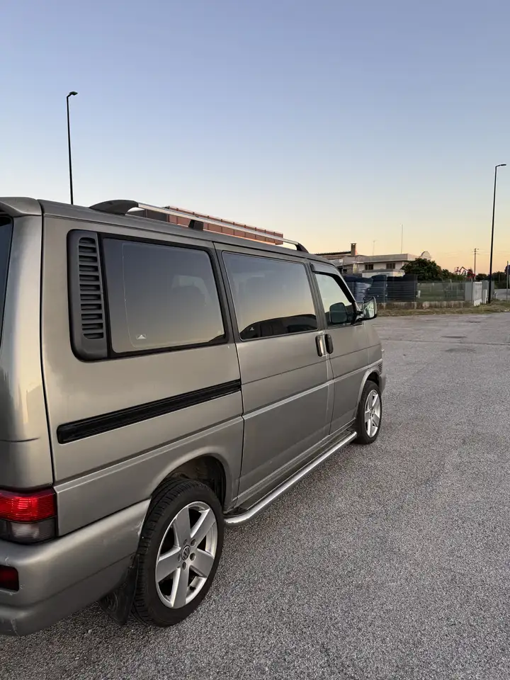 Volkswagen T4 Autocaravan, foto 3