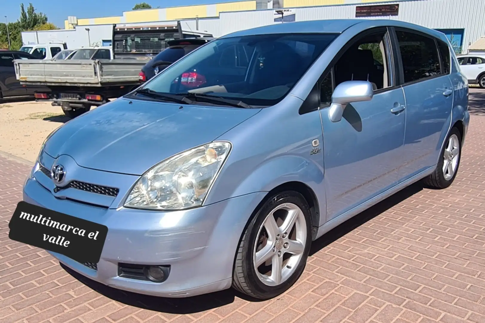 Toyota Corolla Verso 2.2D4D Sport 177 Blau - 1