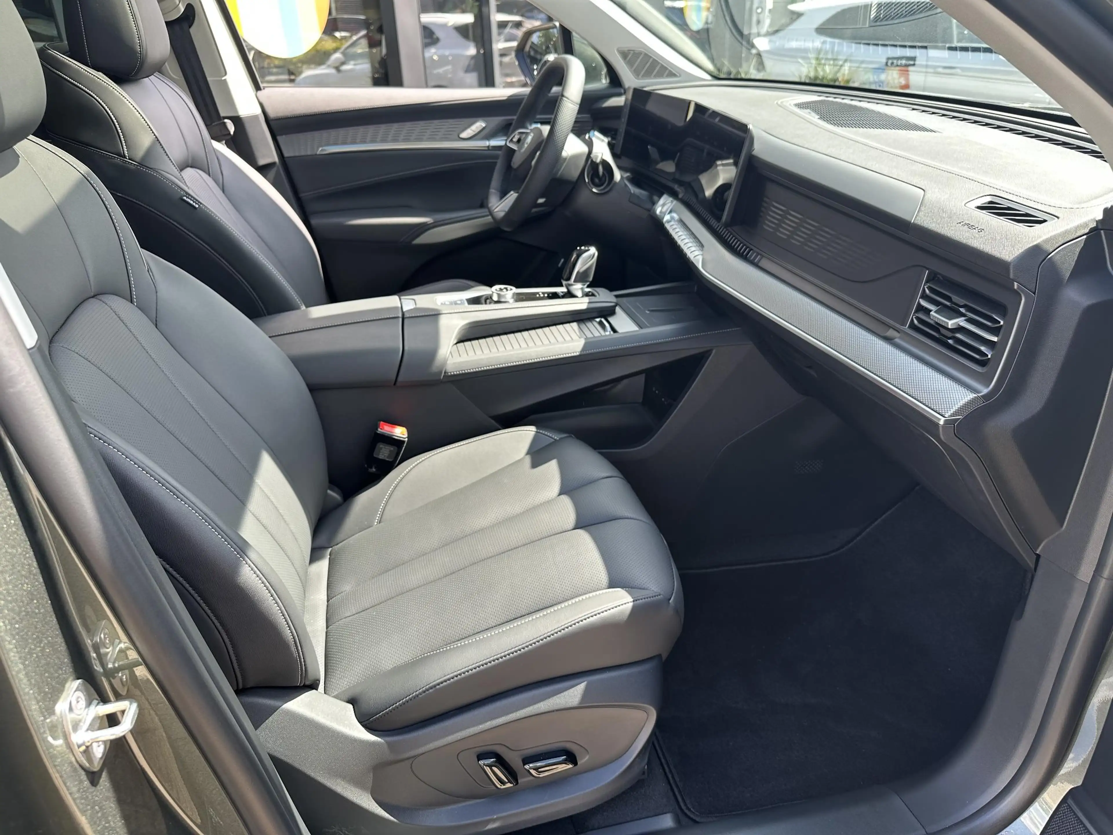 MG MGS9 1.5 Premium Plug-in Hybrid | Panoramadak | Led Sfe — photo 8
