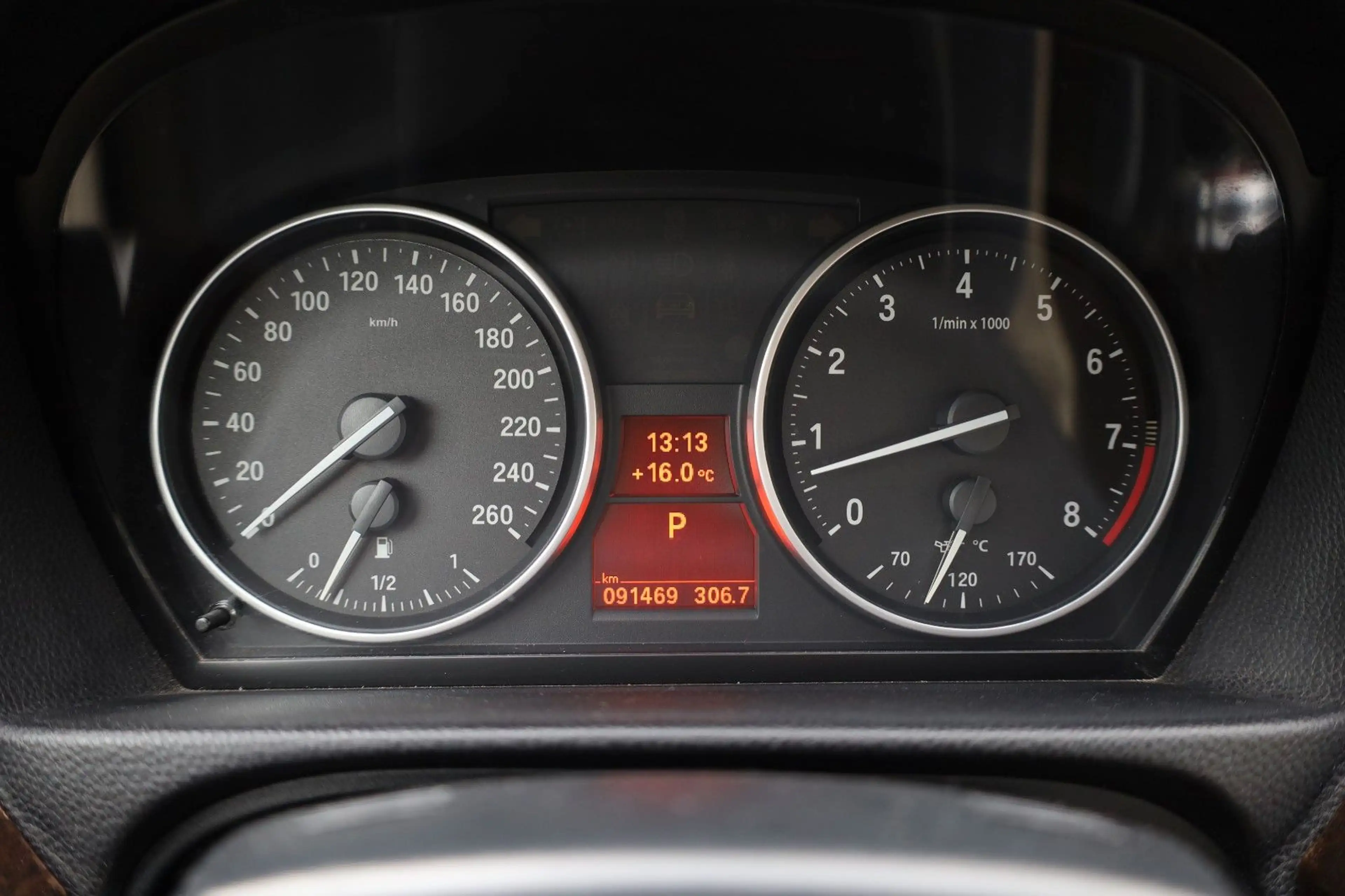 BMW 335 i Cabrio/XENON/SHZ/TEMPOMAT/BTH/NAVI/R19 — photo 13