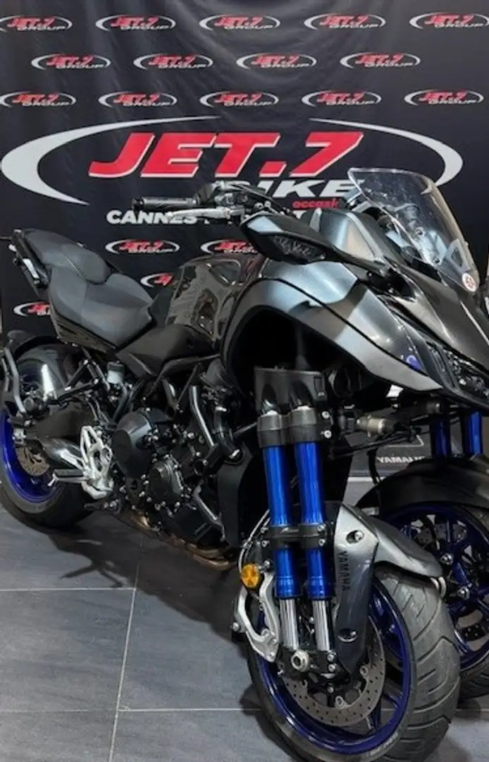 Yamaha Niken Gris - 2