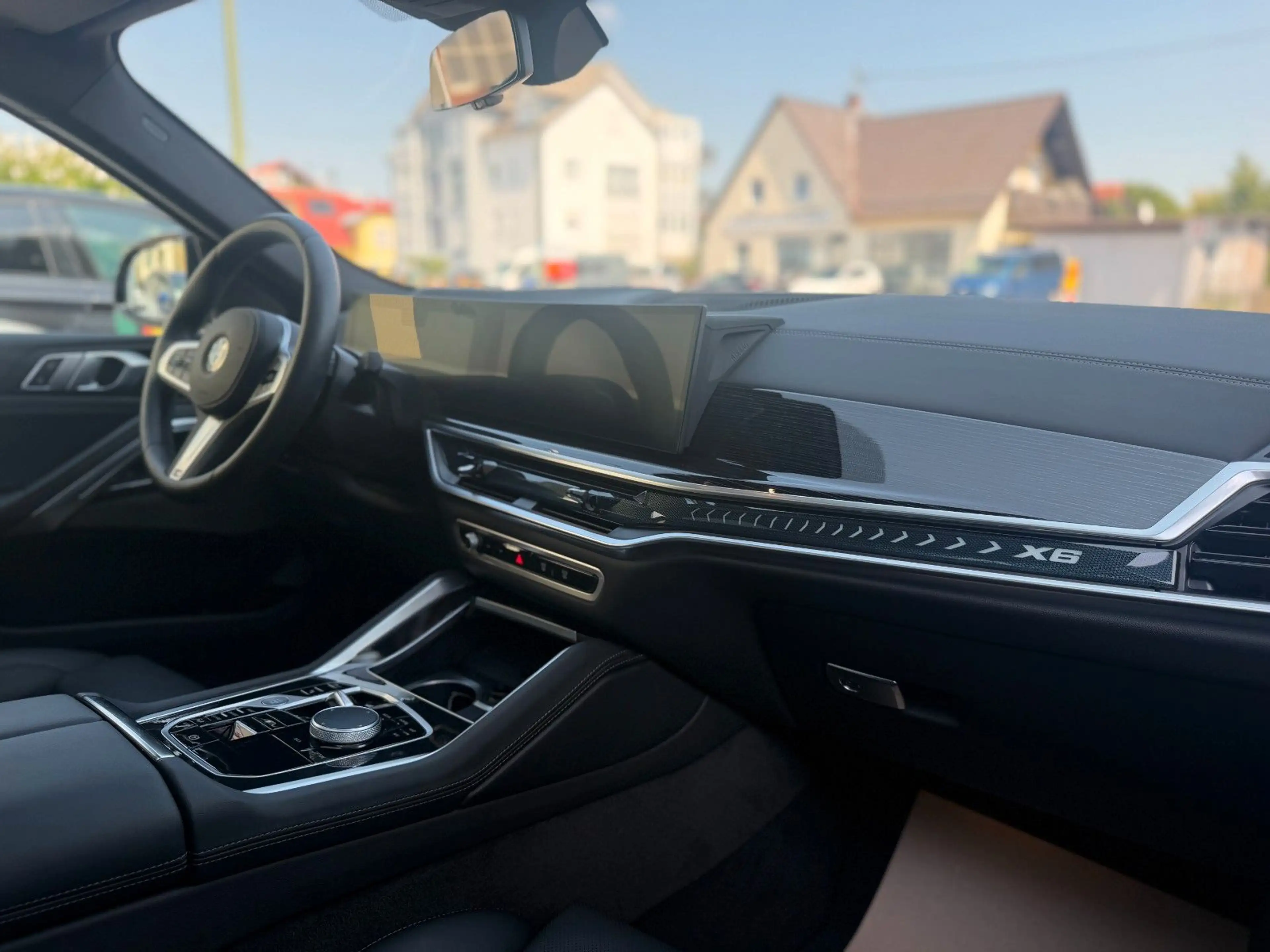 BMW X6 xDrive40i M Sport Pro 22 AHK ACC Pano SitzLüf — photo 15