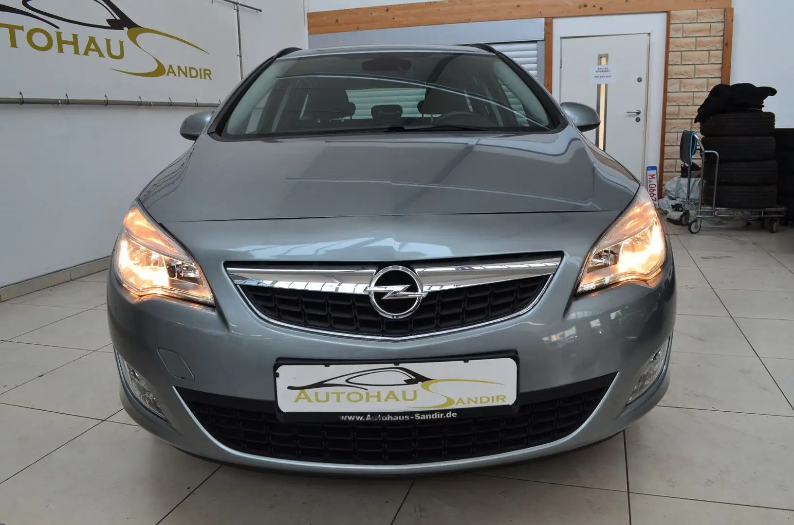 Opel Astra J Sports Tourer Edition ~Klimatr.~MFL~PDC Argent - 2
