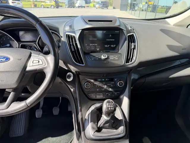 Ford C-Max view 6