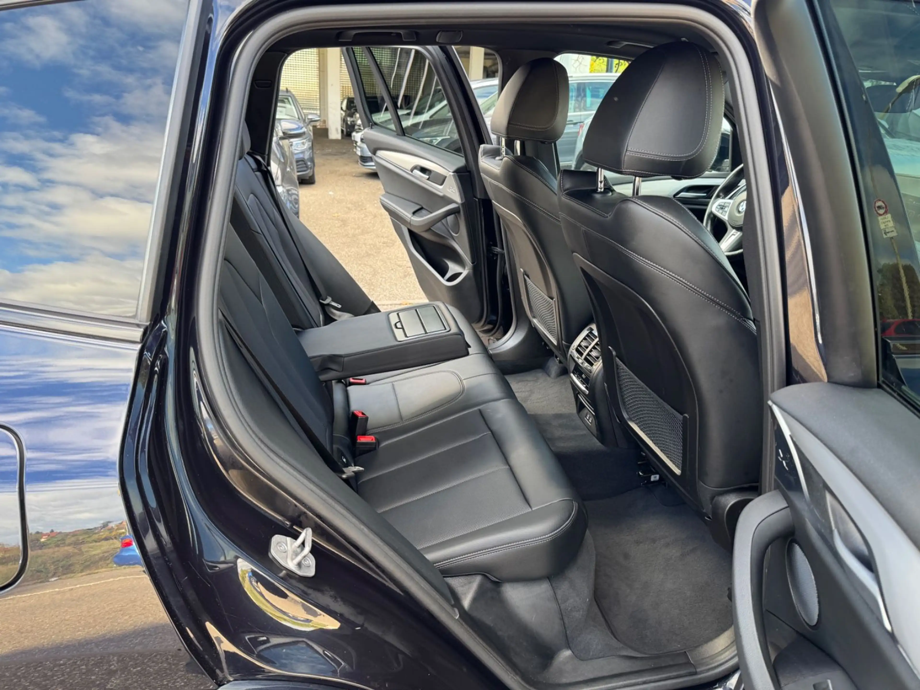 BMW X3 xDrive 20 d M Sport Navi Laser Ambien ACC AHK — photo 14