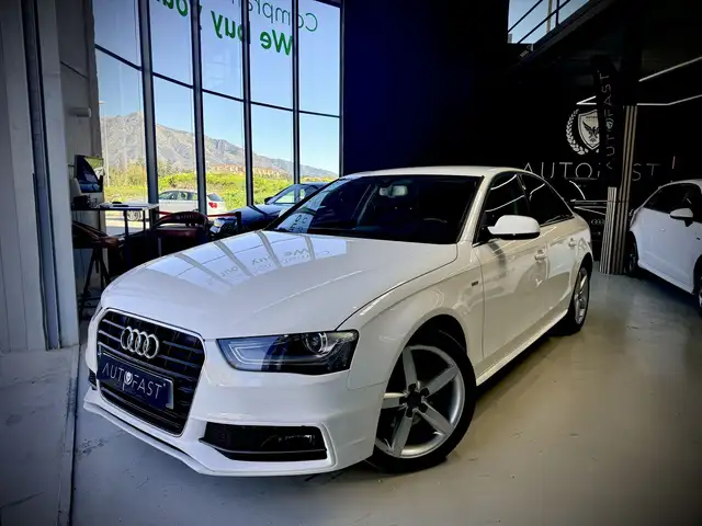 Audi A4 2.0TDI DPF S line edition 150