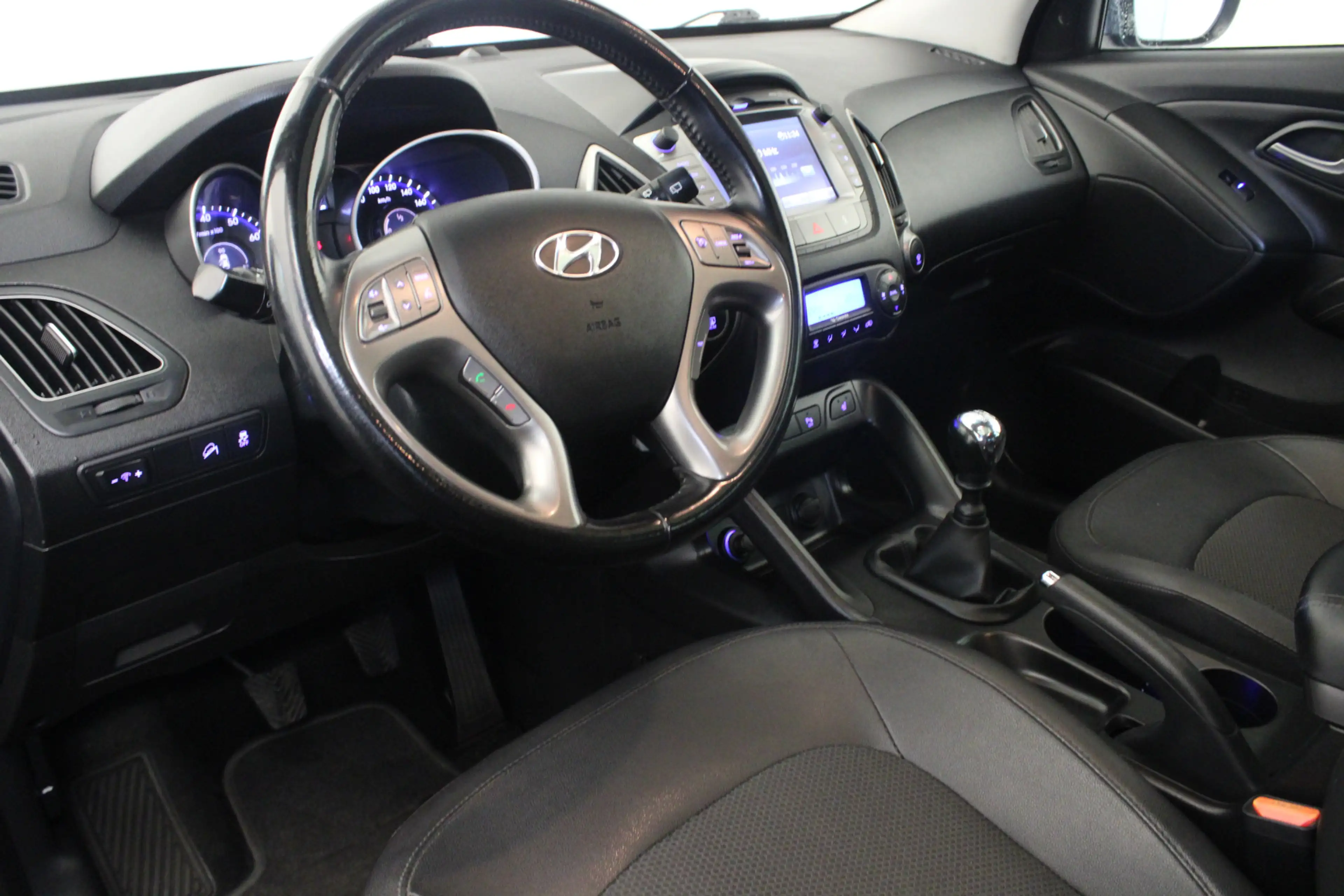 Hyundai iX35 1.6i GDI Business Edition |Pano|Navi| — photo 13