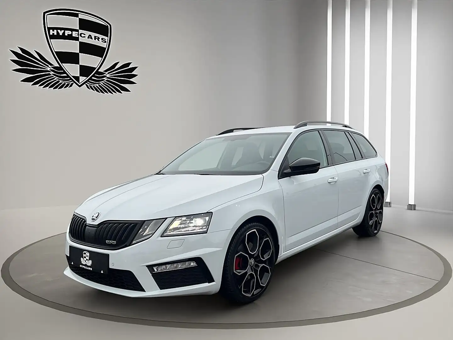 Skoda Octavia Combi RS 2,0 TDI 4x4 DSG *ERSTBESITZ*ACC*NAVI*A... Weiß - 1