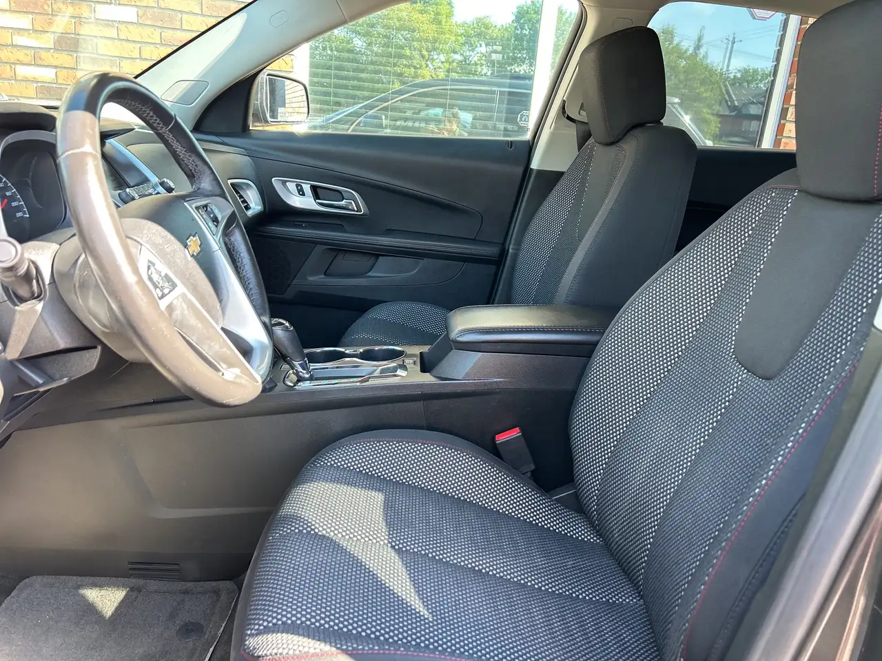 Chevrolet Equinox снимка Chevrolet Equinox