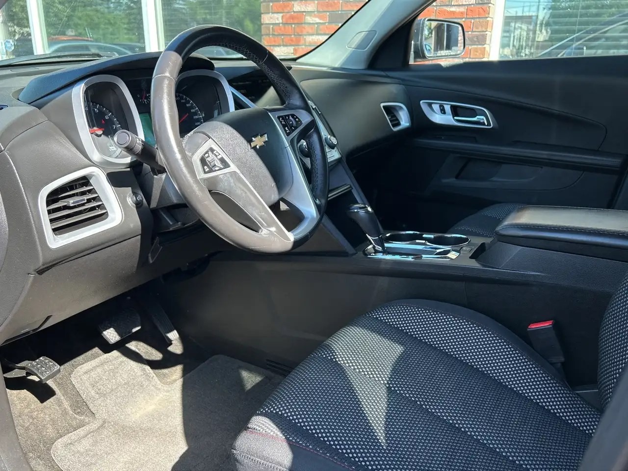 Chevrolet Equinox снимка Chevrolet Equinox