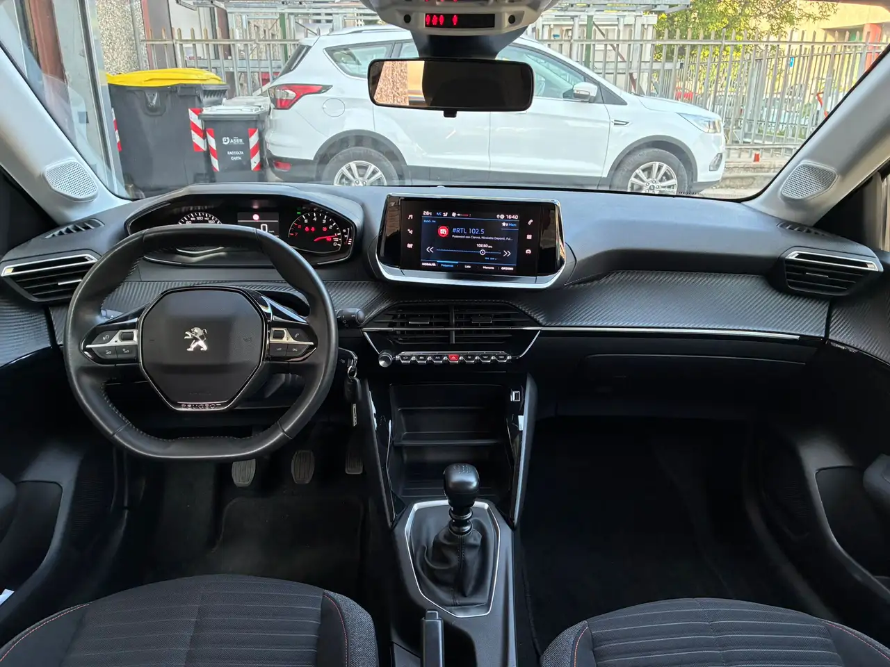 Peugeot 208 208 1.2 Allure *UNIPROPRIETARIO-NEOPATENTATI* 8