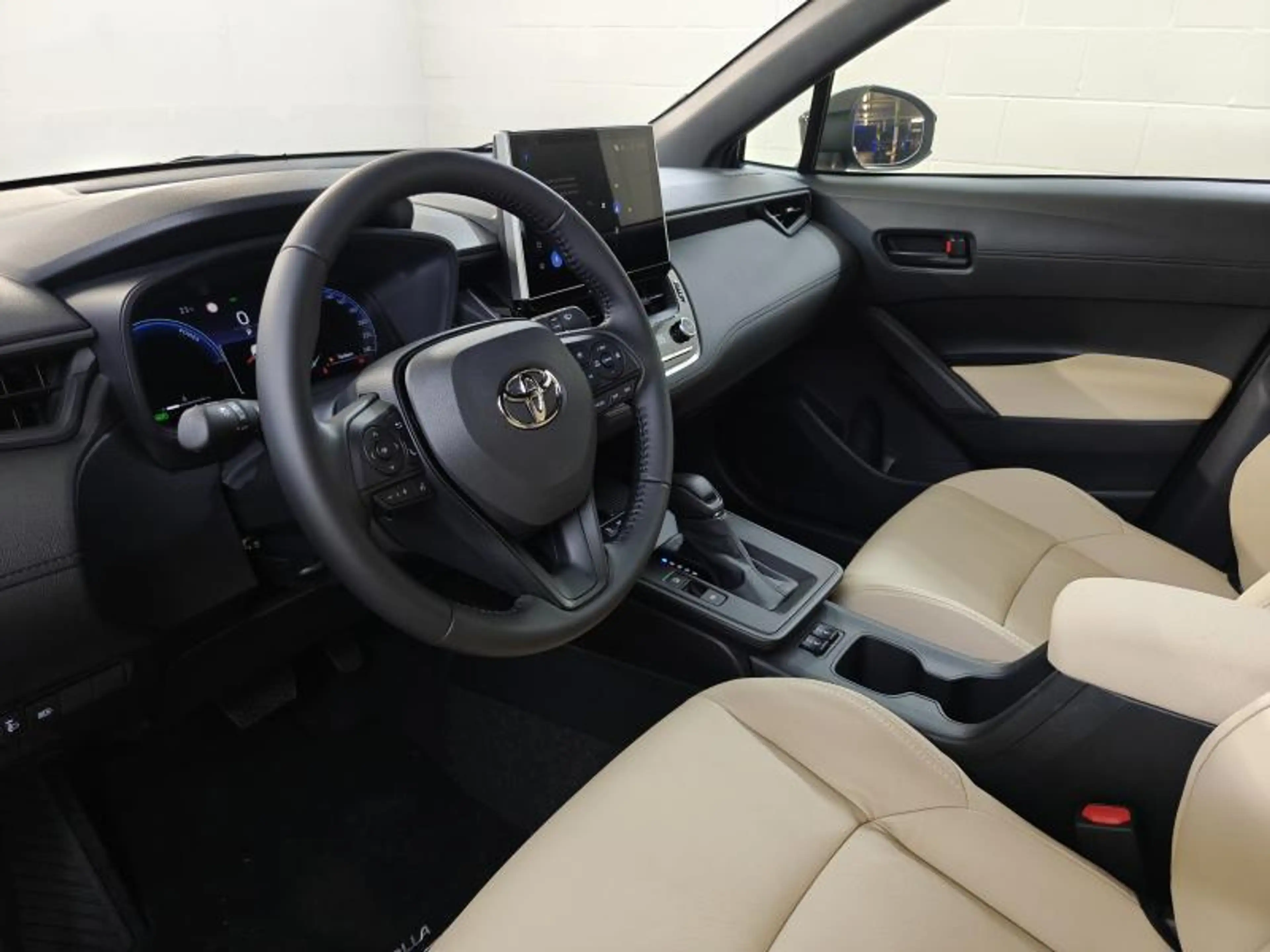 Toyota Corolla Cross Dynamic - Leder - Garantie — photo 4