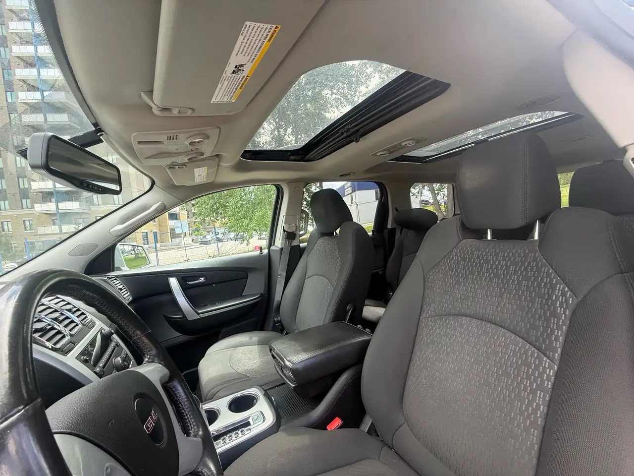 GMC Acadia photo GMC Acadia