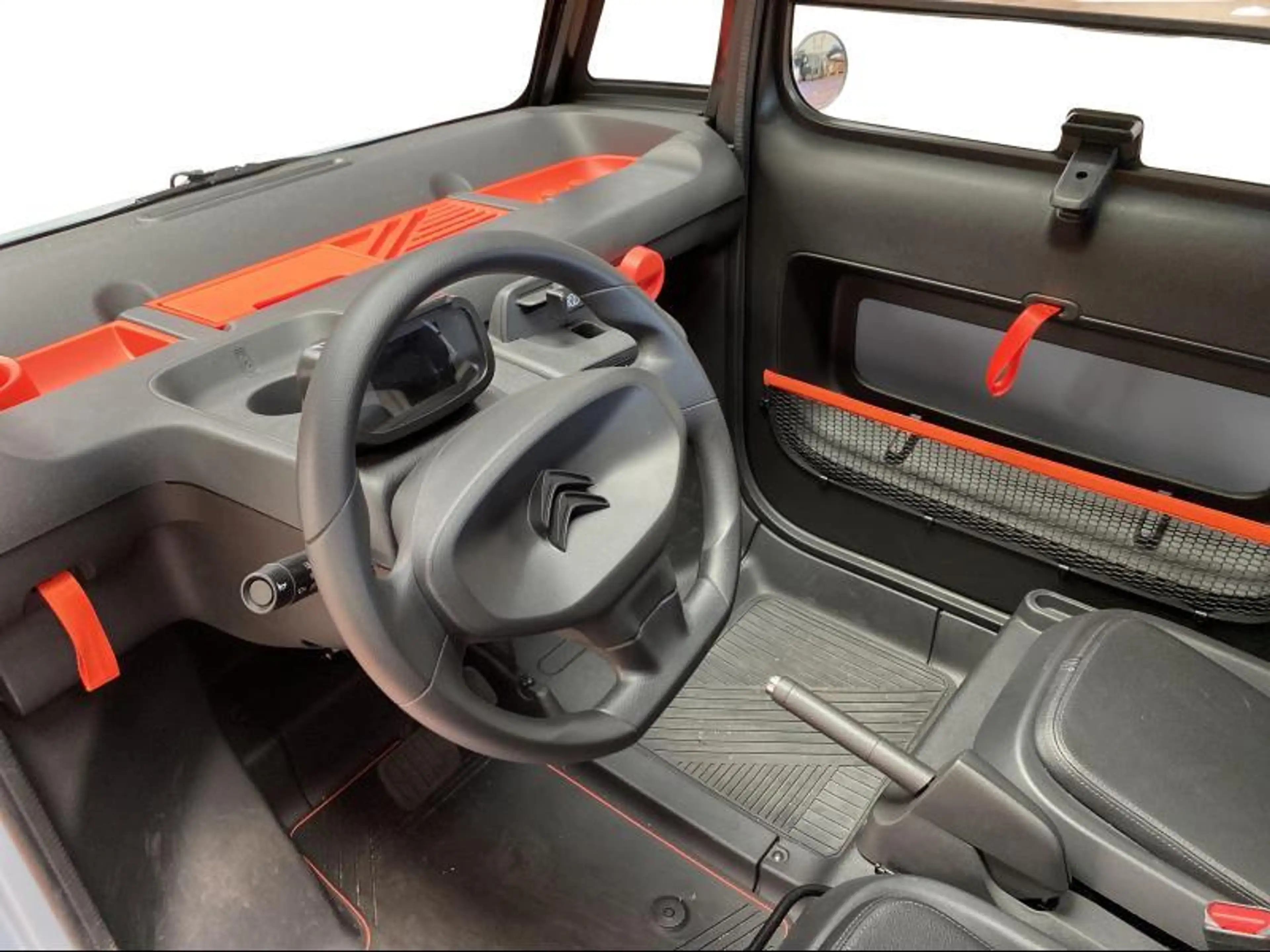 Citroen Ami Pop — photo 10