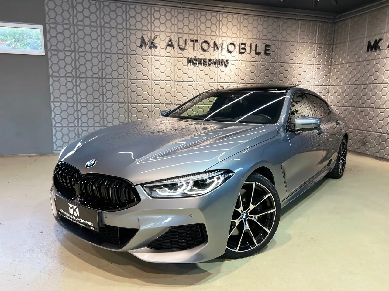 BMW 840