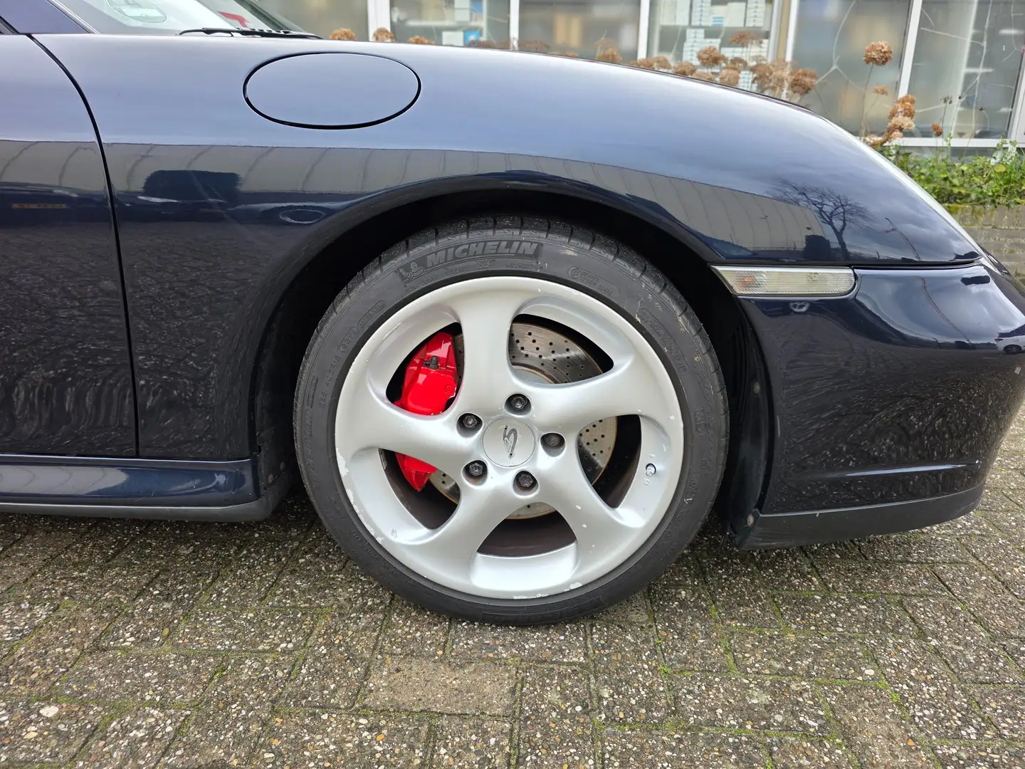 Porsche 911 3.6 Coupé Carrera 4S Blau - 2