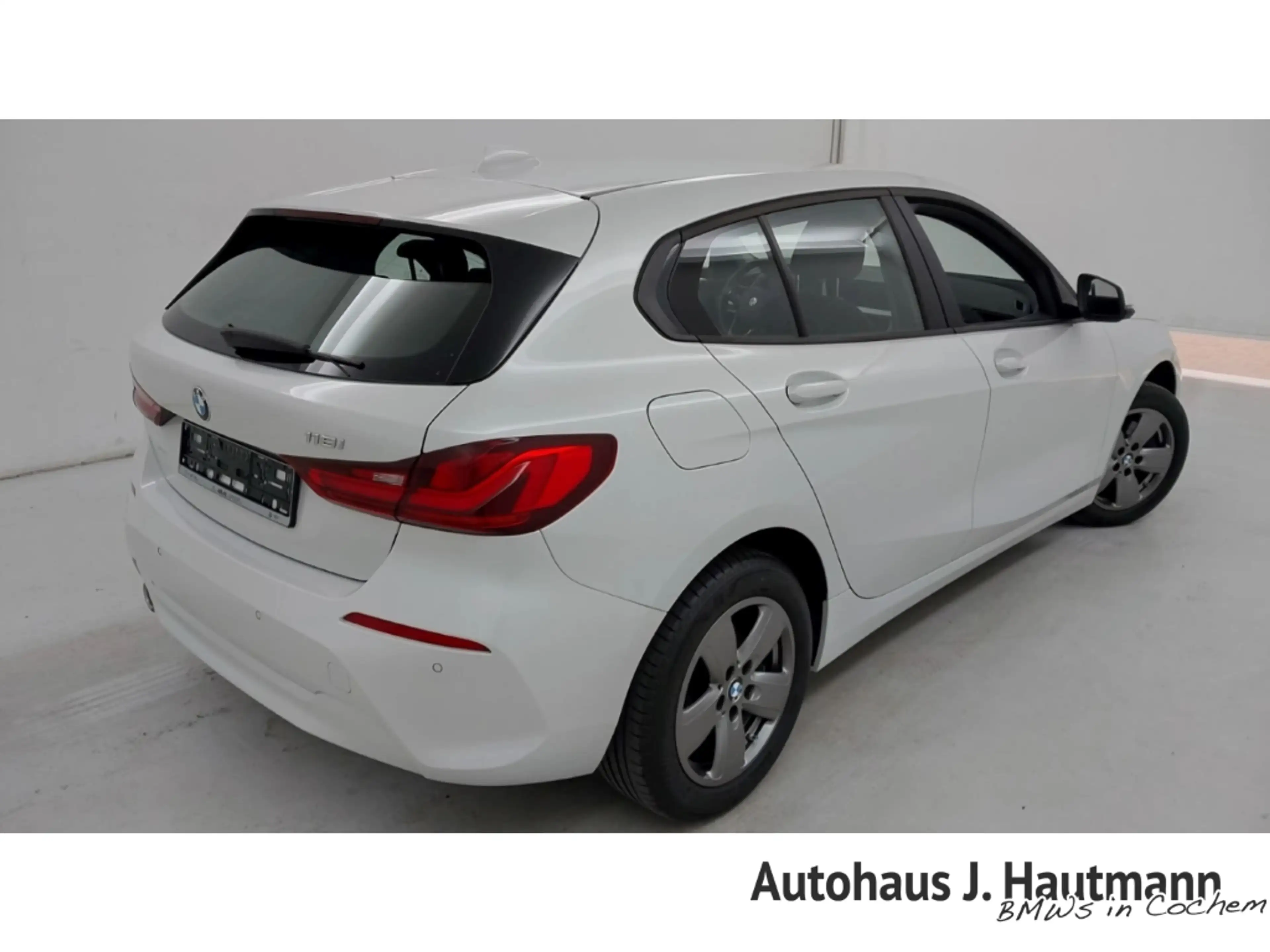 BMW 118 i Advantage *1.HAND*NAVI*LED*PDC*SHZ*AppleCP* — photo 2