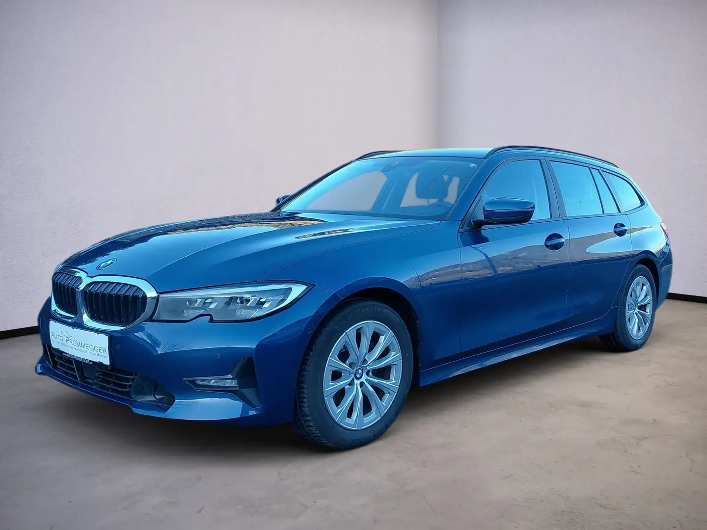 BMW 318 318 d Advantage Blau - 1