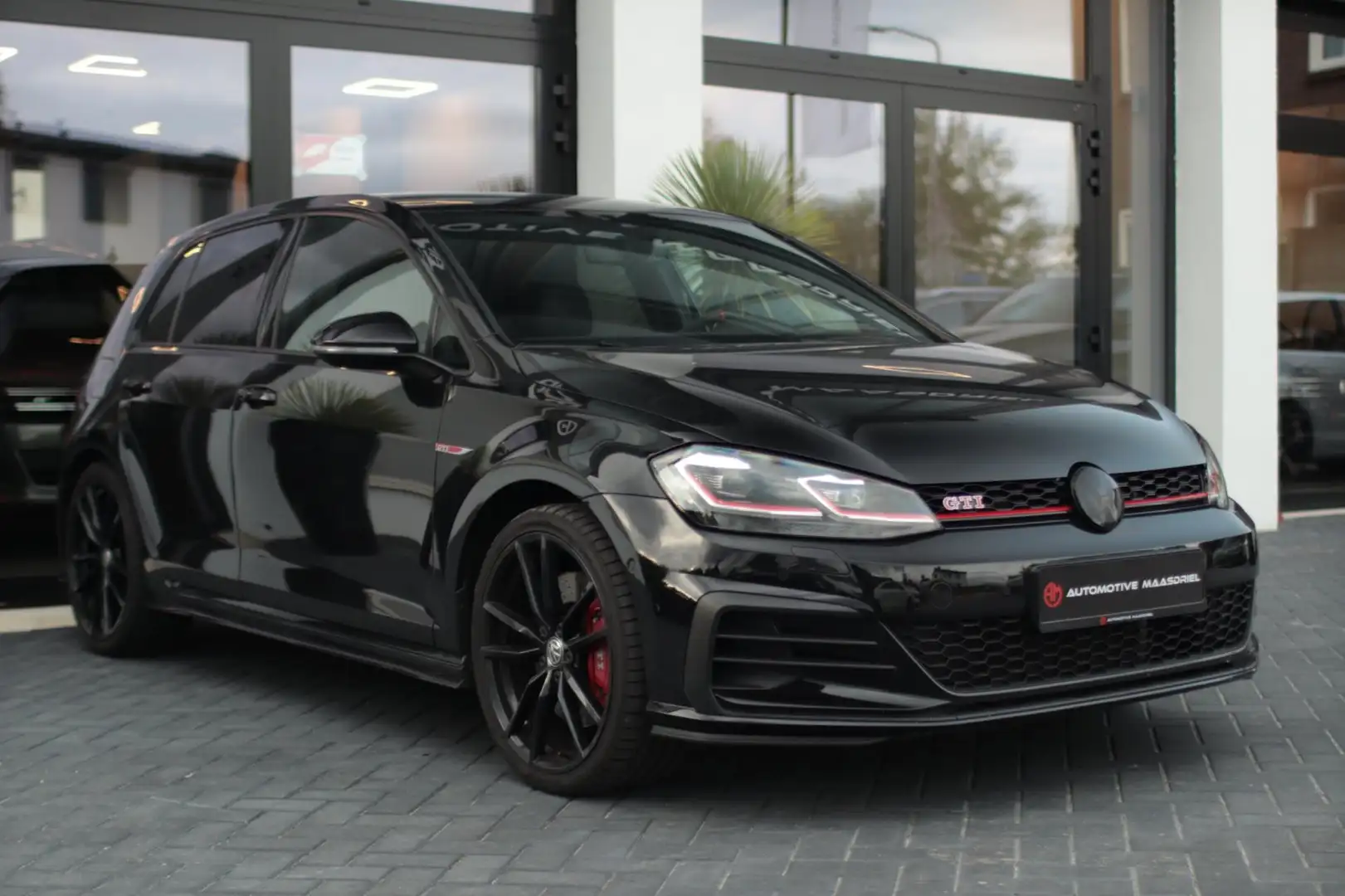 Volkswagen Golf GTI 2.0 TSI GTI|Milltek|Leer|Digidash|Dynaudio|ACC|19I Schwarz - 1