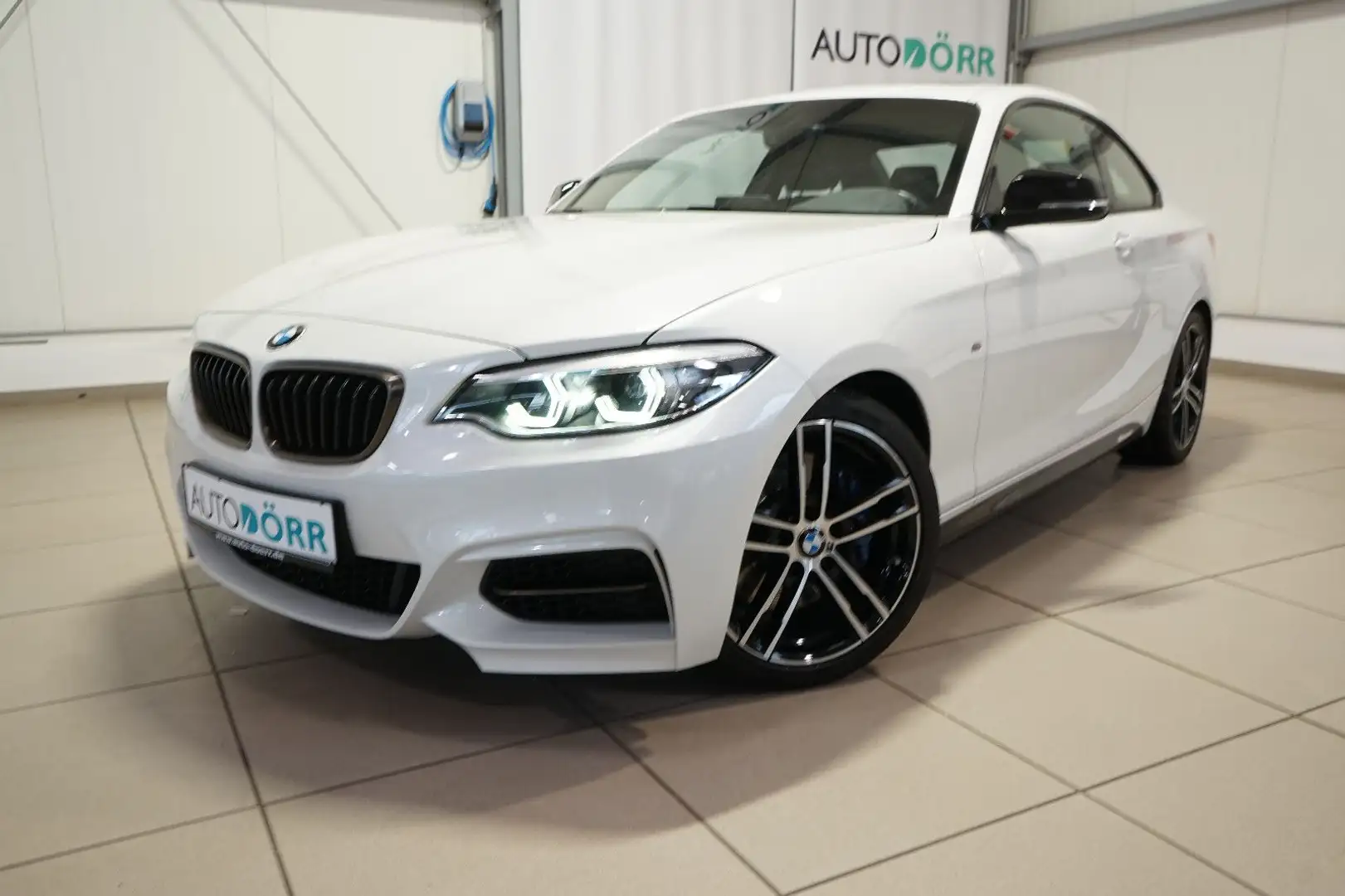 BMW 240 A Coupe 1.Hand+Schiebedach+Navi+Ad.LED+RDK Blanc - 1