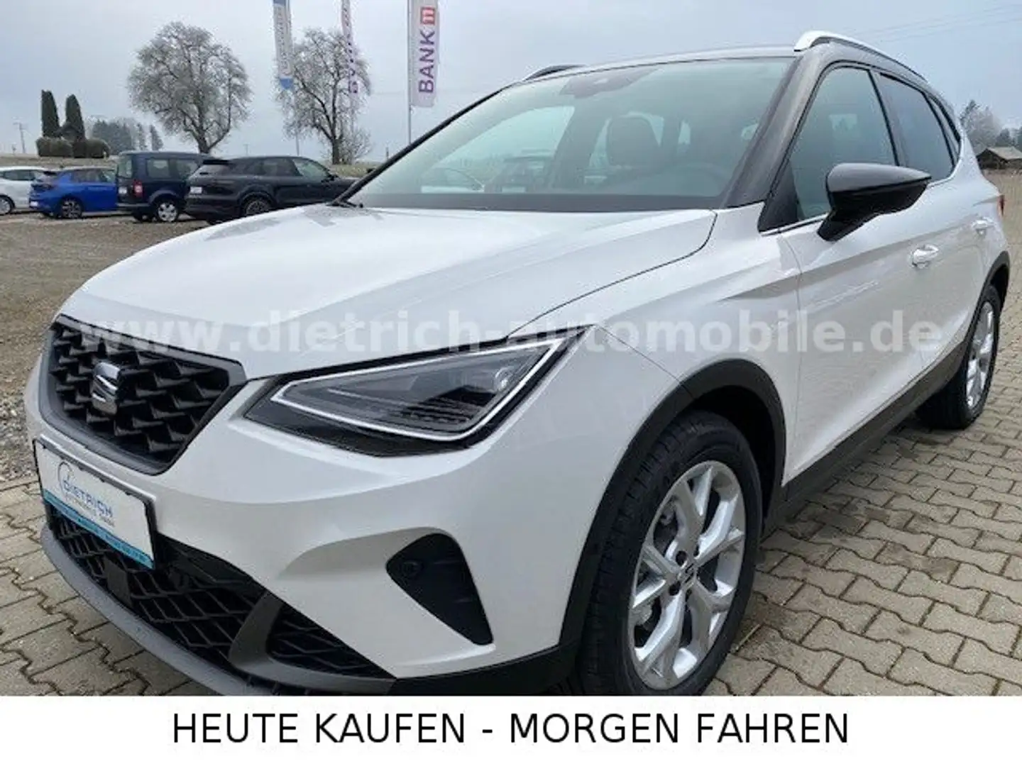 SEAT Arona FR 1,0 DSG SHZ LED ACC DAB PDC KAMERA ALU Weiß - 1