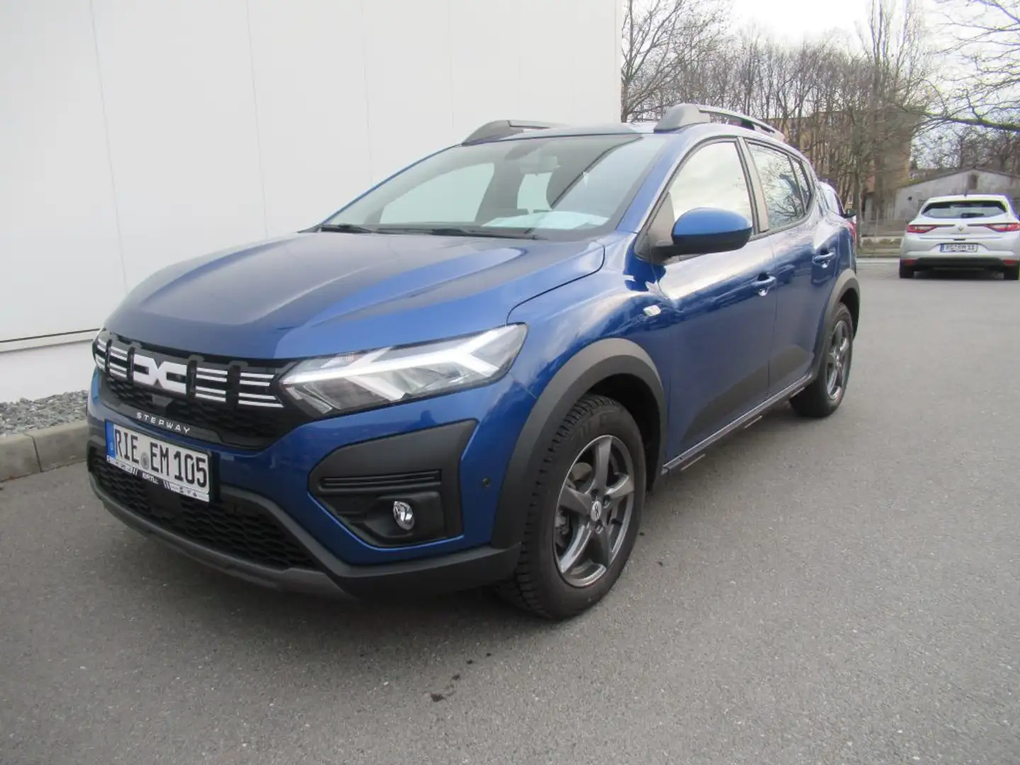 Dacia Sandero Stepway TCe 90 CVT Expression Blau - 1