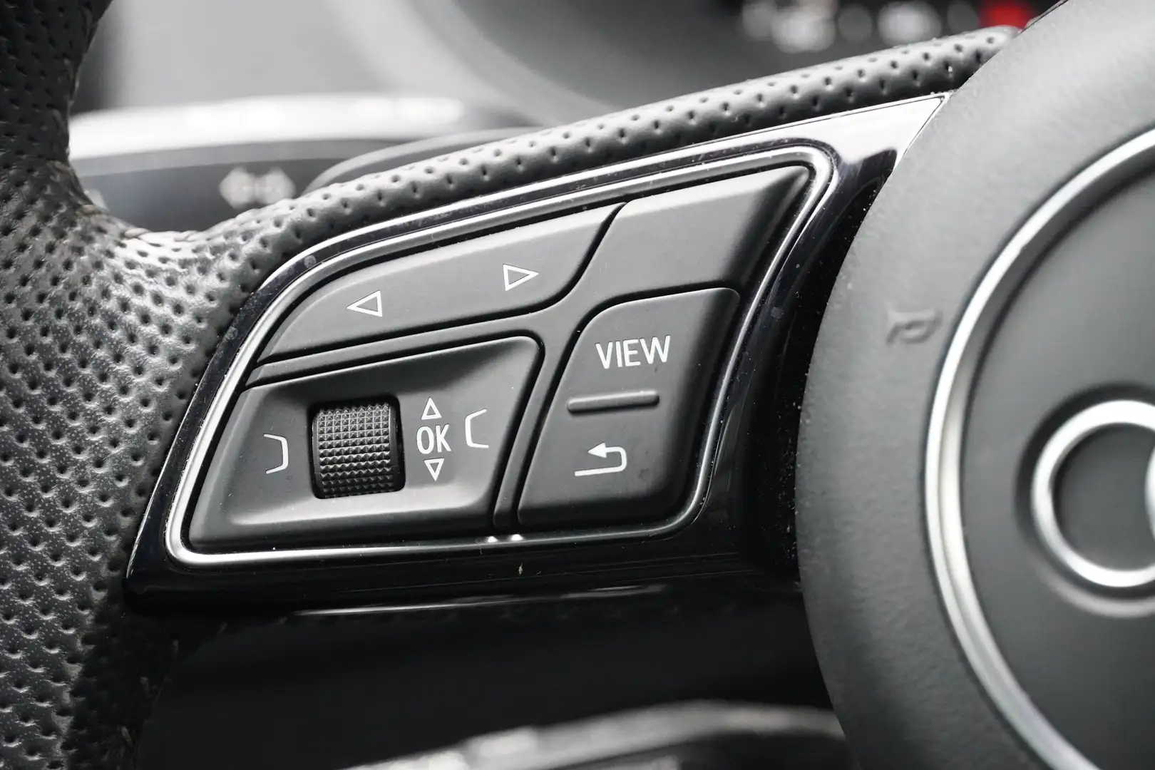 Audi Q2 Q2 2,0 TDI quattro S-tronic Schwarz - 2