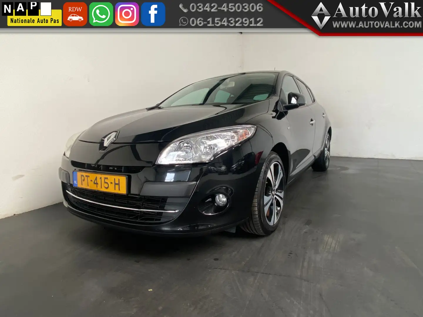 Renault Megane 1.4 TCe Parisienne Schwarz - 1