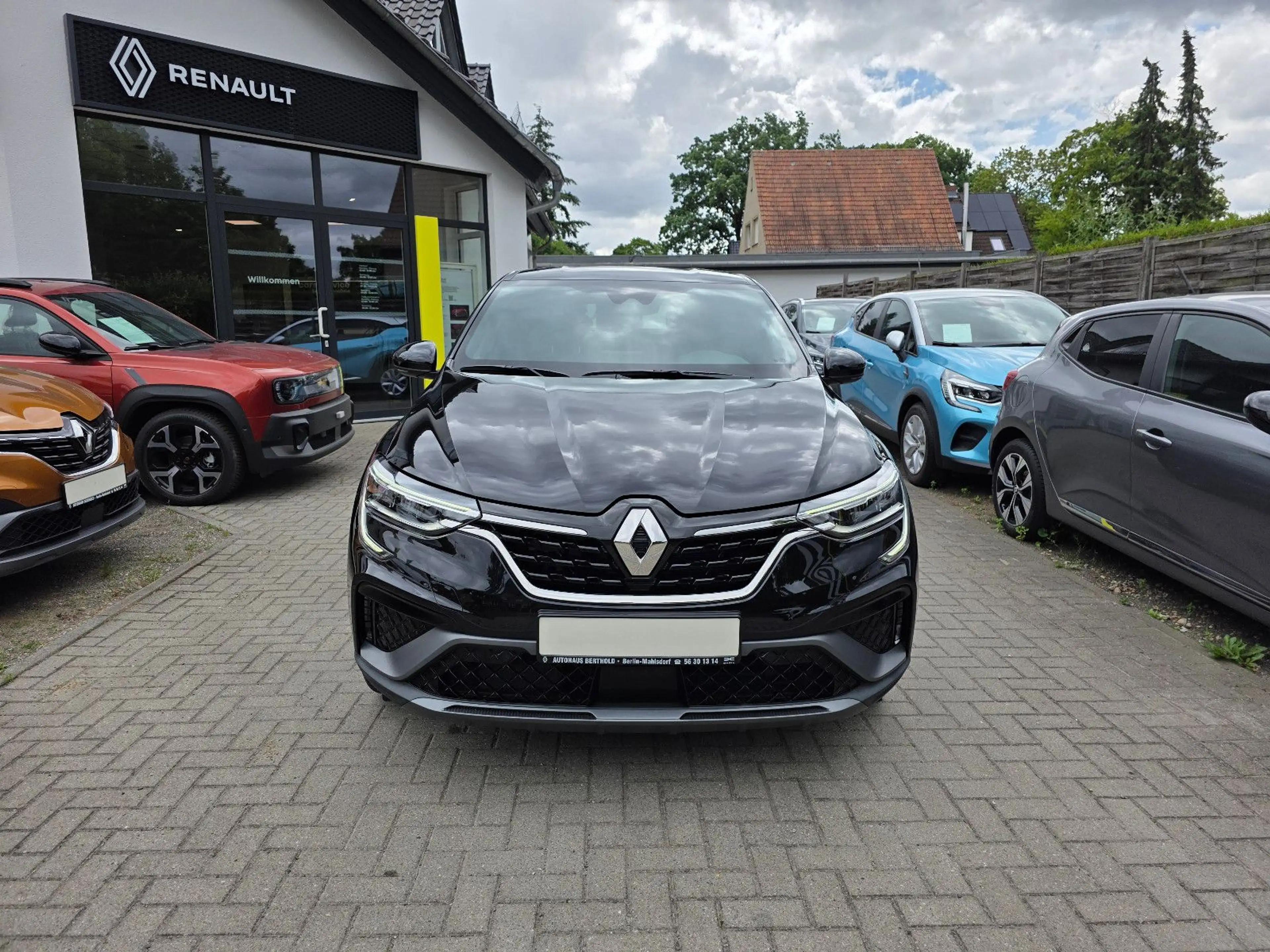 Renault Arkana R.S. Line Fast Track TCe 160 EDC — photo 2