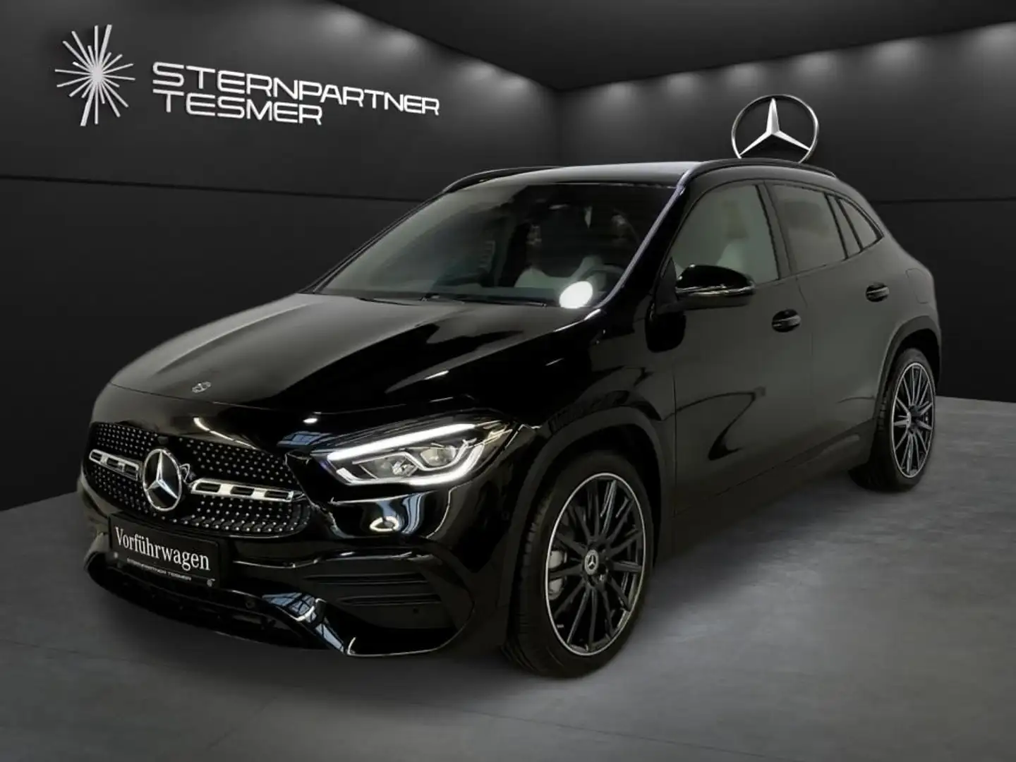 Mercedes-Benz GLA 200 d AMG, Night-P, Kamera, Pano-D, CarPlay Schwarz - 1