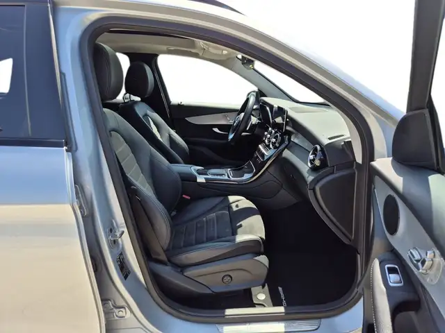 Mercedes-Benz GLC view 9