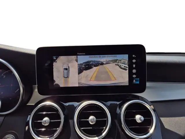 Mercedes-Benz GLC view 15