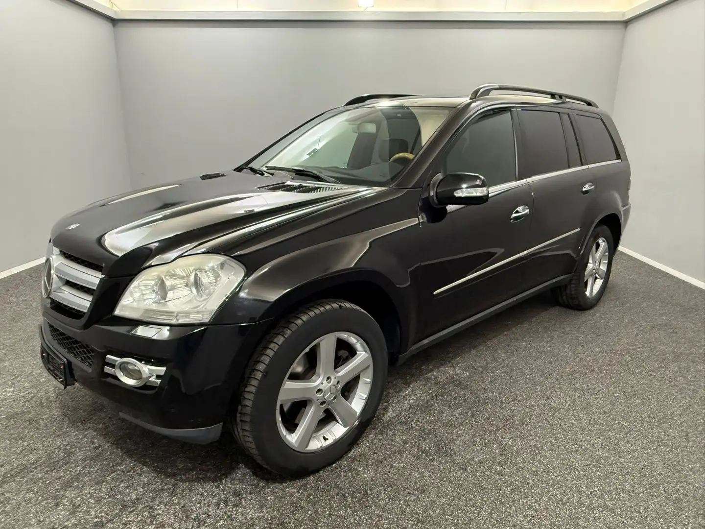 Mercedes-Benz GL 500 4Matic*DEUTSCH*2.HD*SCHECKHEFT*VOLL Schwarz - 1