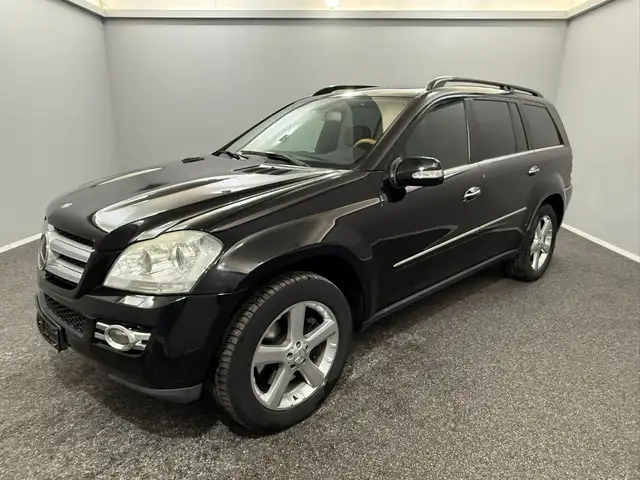 Mercedes-Benz GL 500 4Matic*DEUTSCH*2.HD*SCHECKHEFT*VOLL