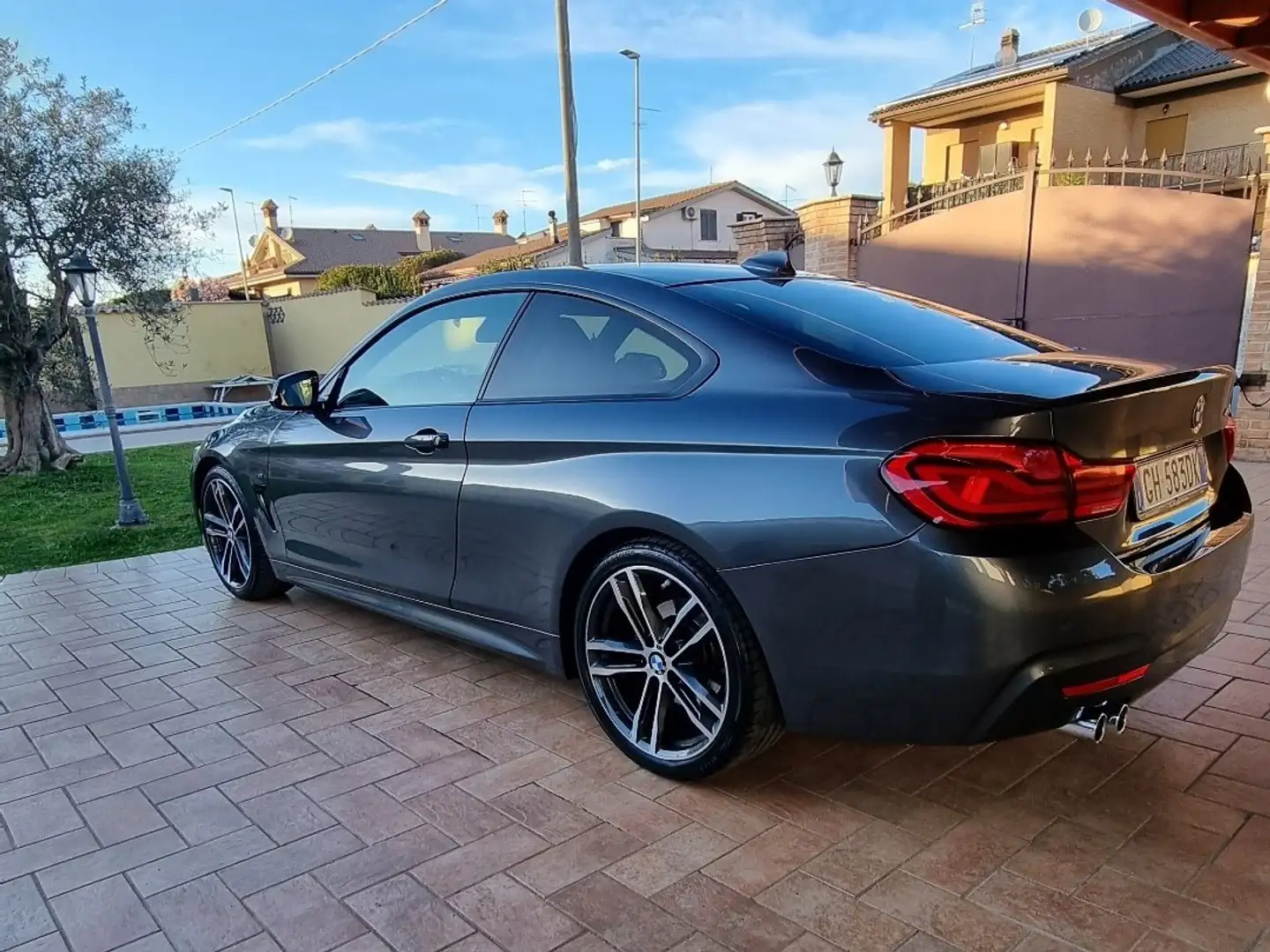 BMW 420 420d Coupe Msport auto Grigio - 2